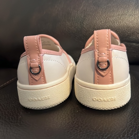 Coach Shoes - Picture 4 of 4